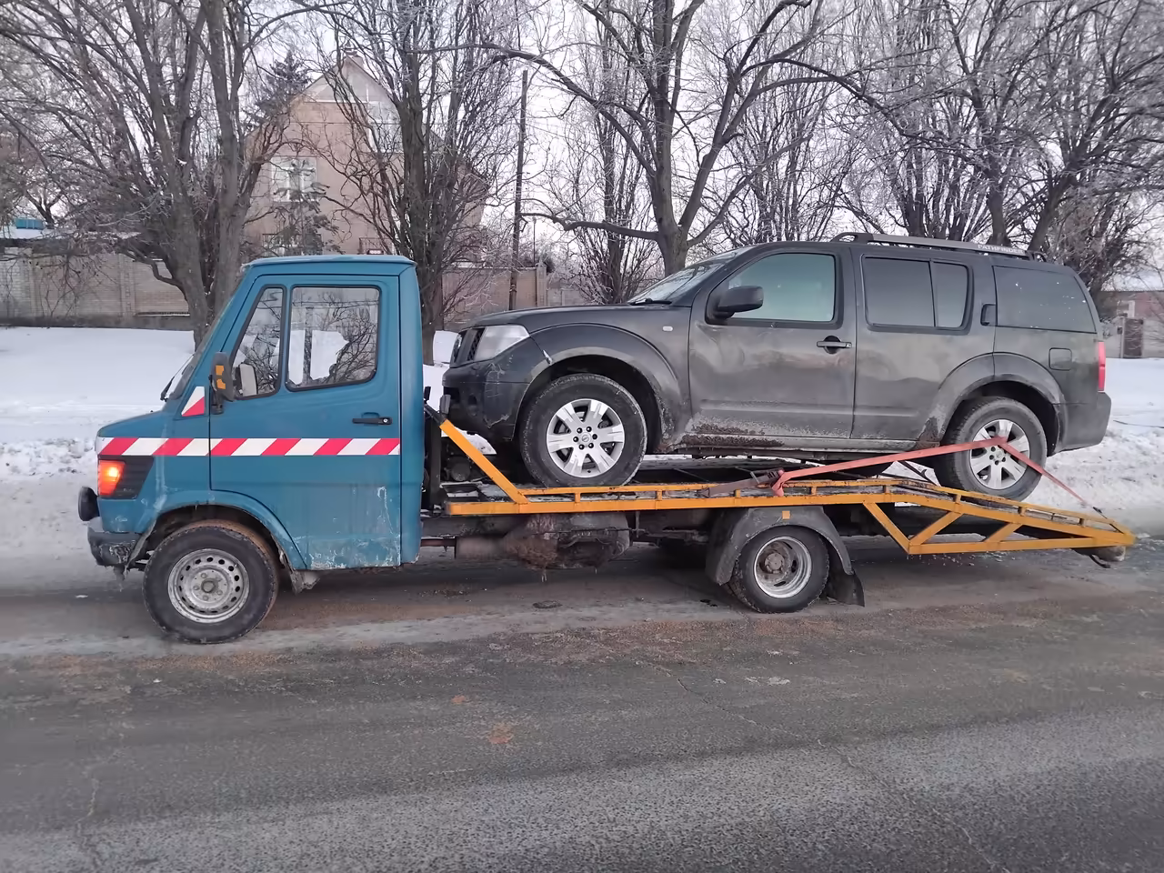 Евакуатор у напрямку Пісочин